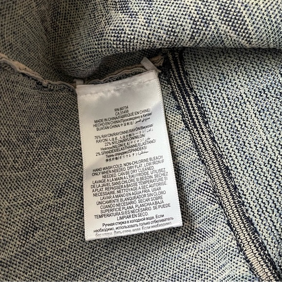 BCBGMaxAzria Alonya Knit Peplum Top Bare Pink Floral size Small - Picture 8 of 8